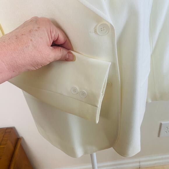 Chadwicks Petite Size 10P Wool Blazer Jacket Ivory Cream Career Minimalist - Picture 6 of 7